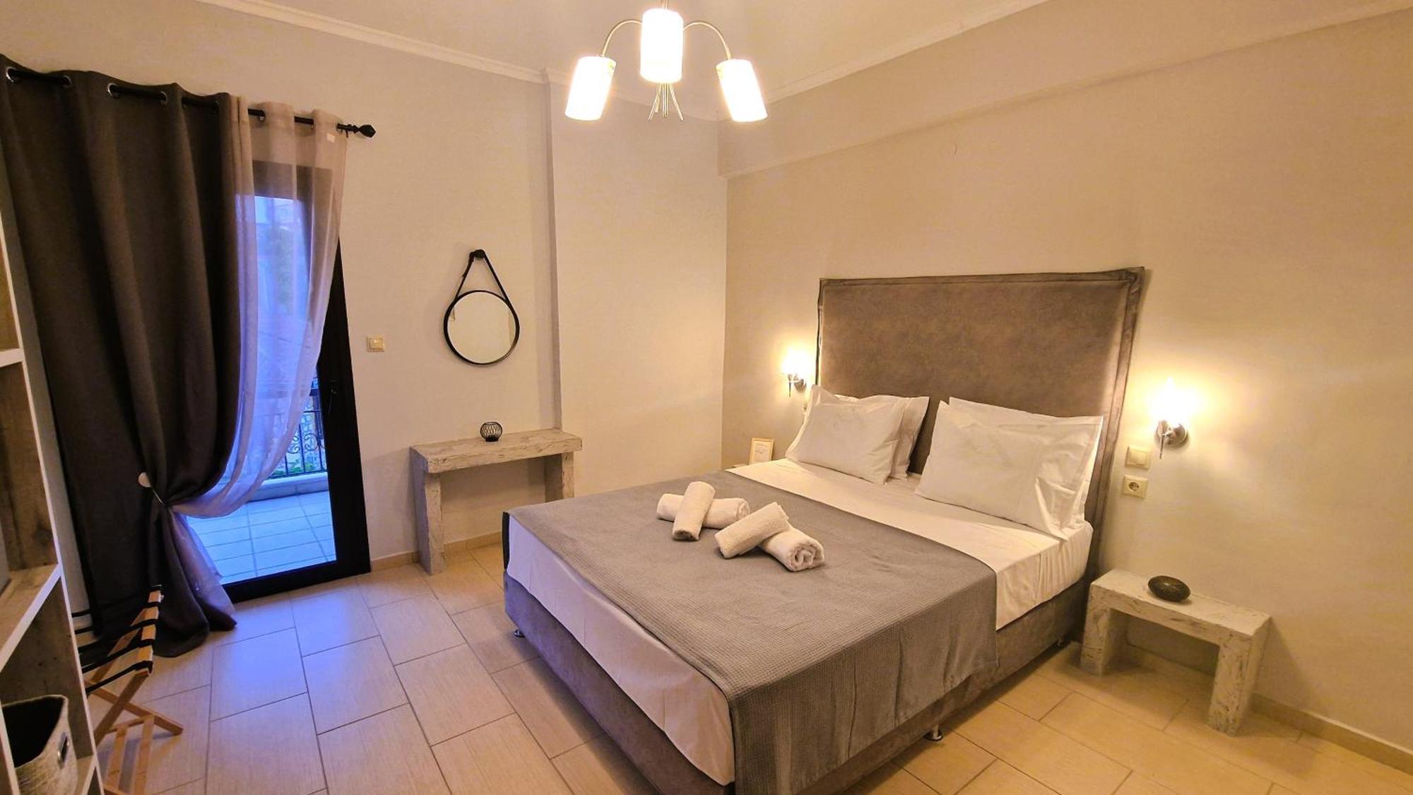 My Afytos Balcony Apartment Ruang foto