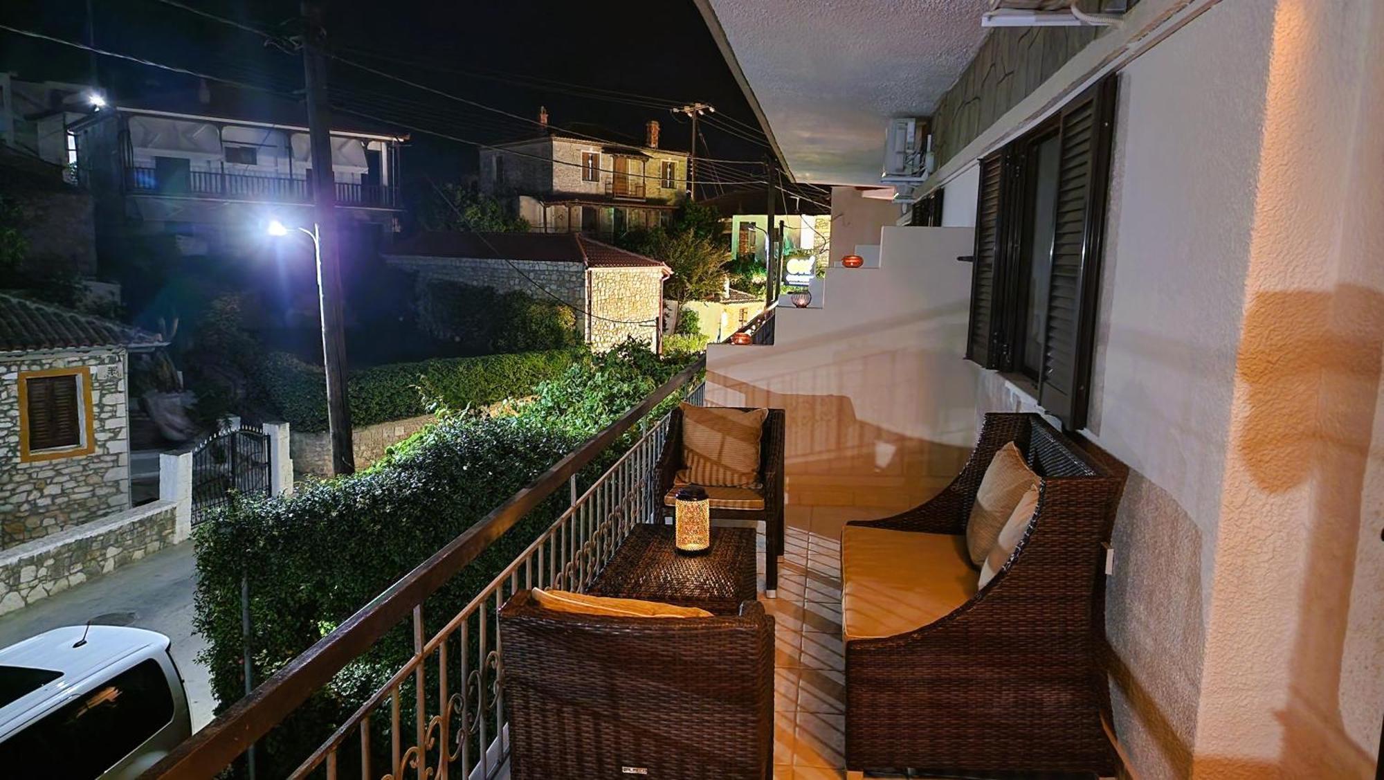 My Afytos Balcony Apartment Bagian luar foto