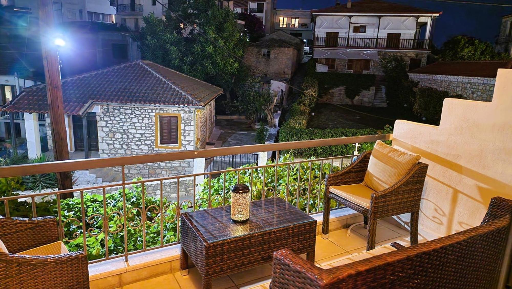 My Afytos Balcony Apartment Ruang foto