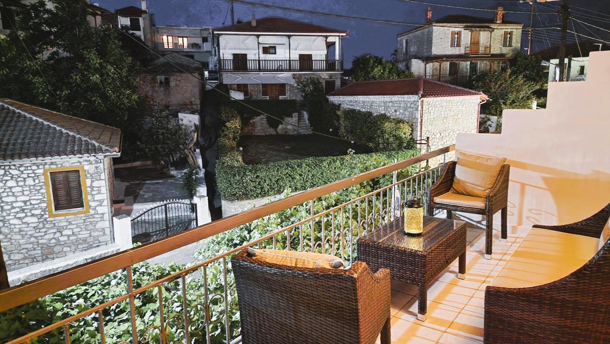 My Afytos Balcony Apartment Bagian luar foto
