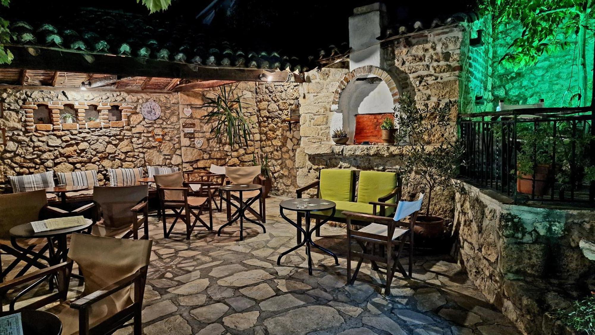 My Afytos Balcony Apartment Bagian luar foto